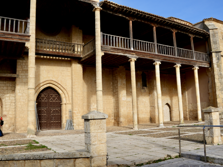 Becerril de Campos, Santa María la Antigua